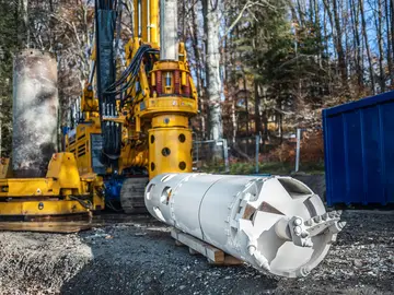 Für das Projekt wurde ein eigens entwickelter Kastenbohrer KBF-K mit Führungsrohr verwendet.